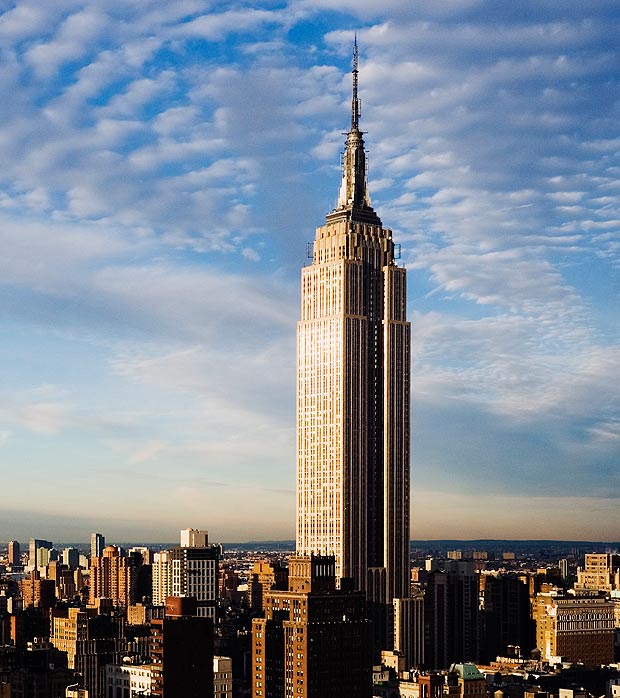 WBAI Transmits from the Top of the Empire State Building
